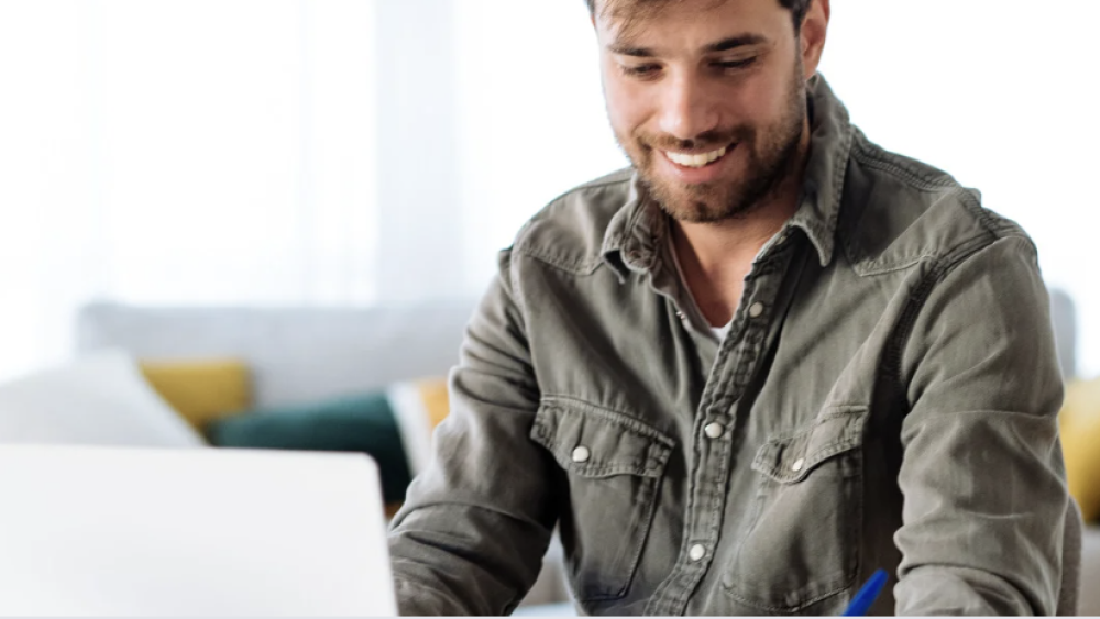 Online Student Blog Header Image