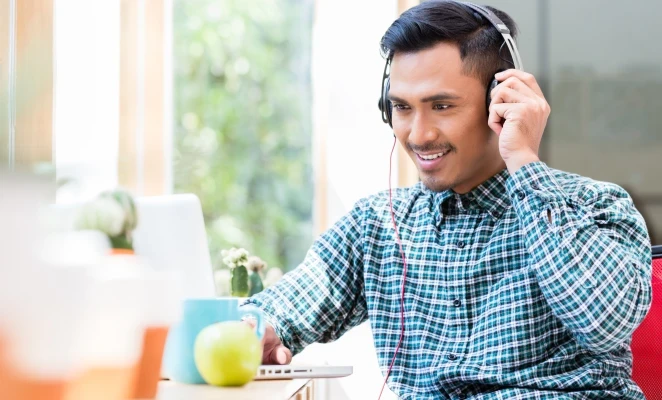 online learning with male student